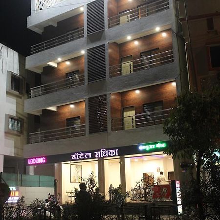 Hotel Radhika Inn Trimbak Buitenkant foto