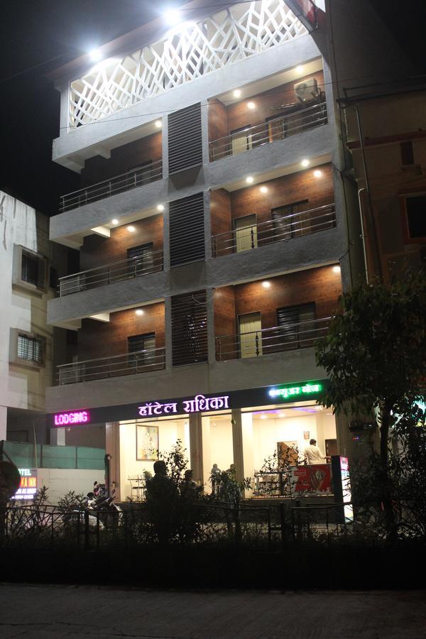 Hotel Radhika Inn Trimbak Buitenkant foto