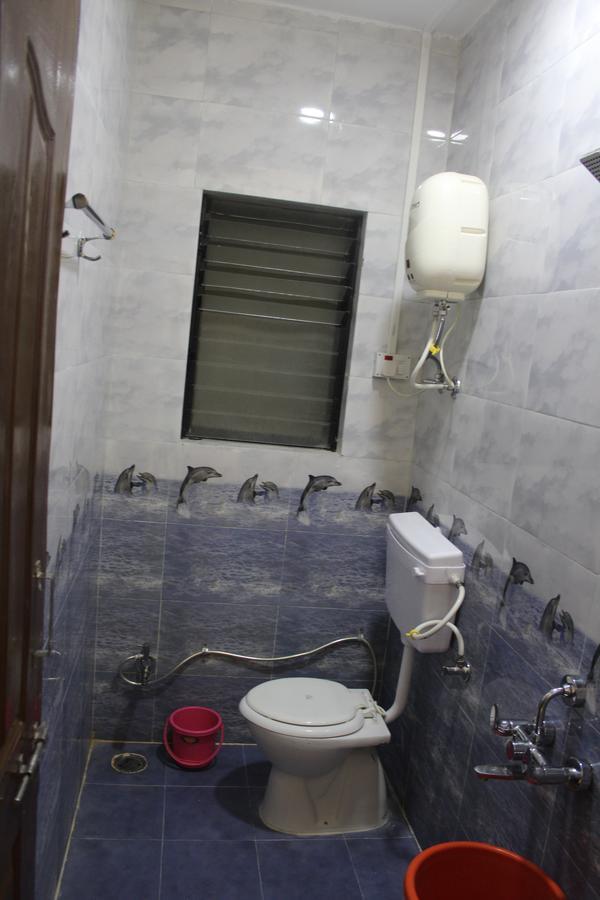 Hotel Radhika Inn Trimbak Buitenkant foto